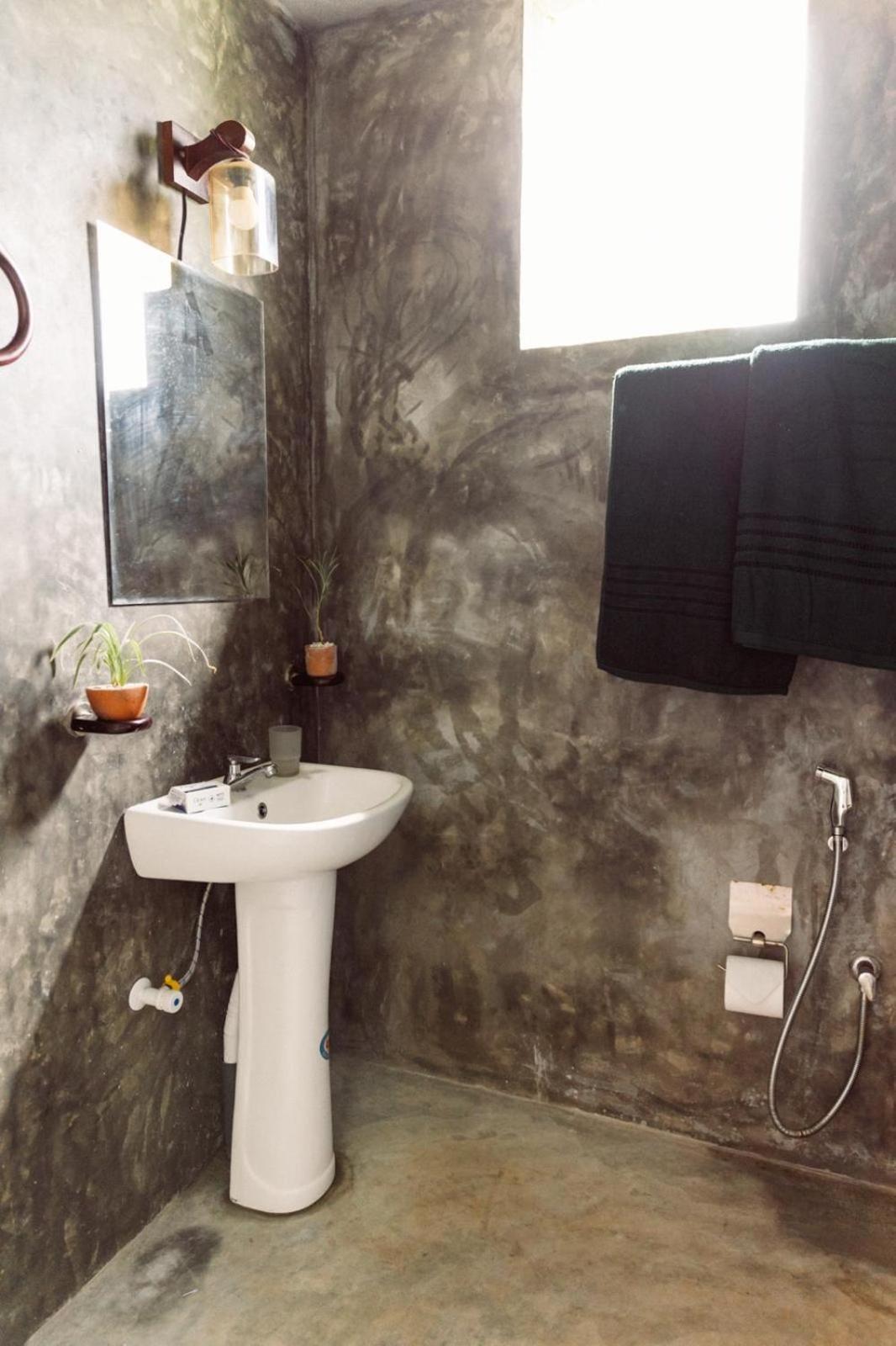 Hiriketiya Ladina Homestay Dikwella Exterior foto