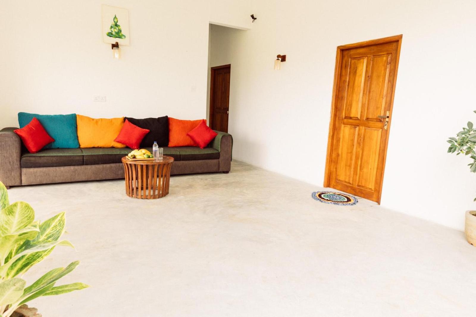 Hiriketiya Ladina Homestay Dikwella Exterior foto